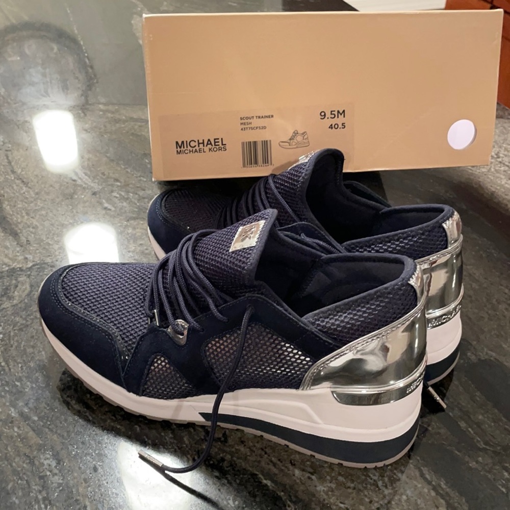 Michael Kors scout trainer. Admiral (blue)